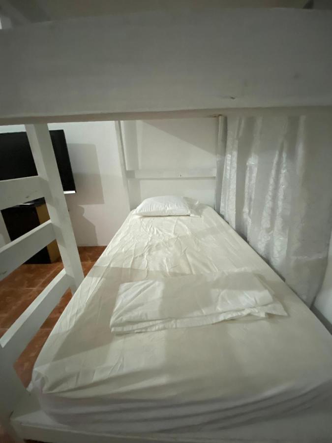 Beach Dorms San Juan Ngoại thất bức ảnh